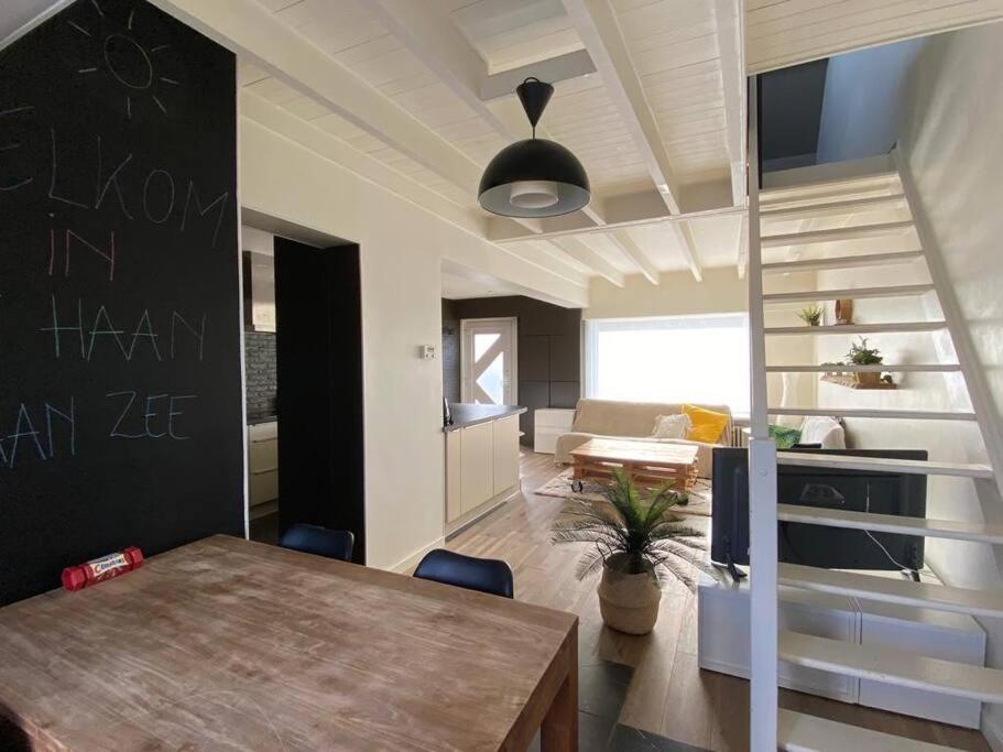 Cosy Beachhouse Within Walking Distance Of The Sea Villa De Haan Buitenkant foto