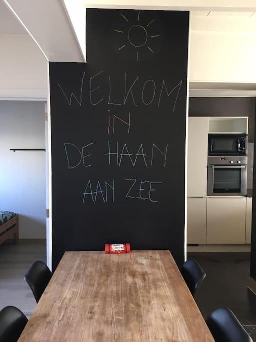 Cosy Beachhouse Within Walking Distance Of The Sea Villa De Haan Buitenkant foto