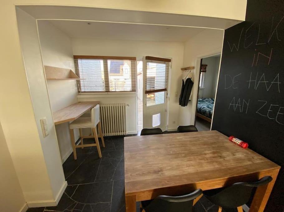 Cosy Beachhouse Within Walking Distance Of The Sea Villa De Haan Buitenkant foto